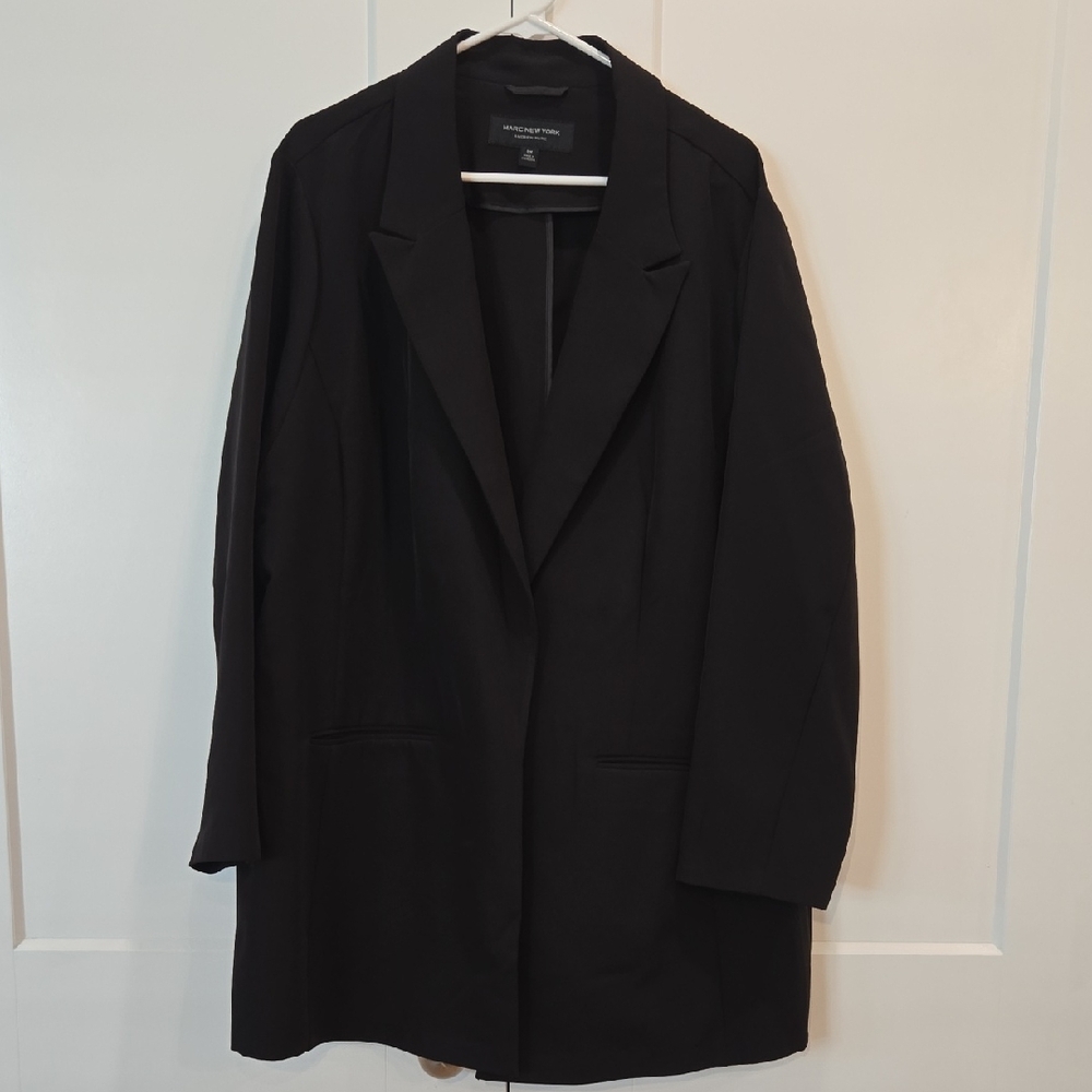 Andrew Marc New York Classic Black Blazer
